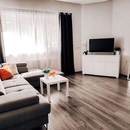 Apartment Kino Lubiana Esterno foto